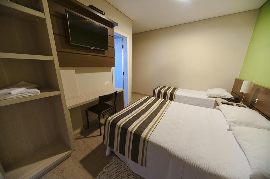 Hotel Sol By Mrhotelaria Curitiba Exterior photo